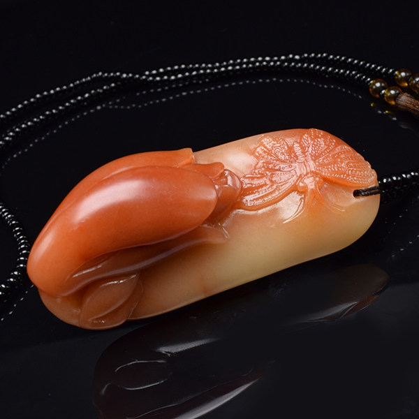 寿山精品芙蓉石《玉兰花挂件》毛衣挂饰 石艺俱佳