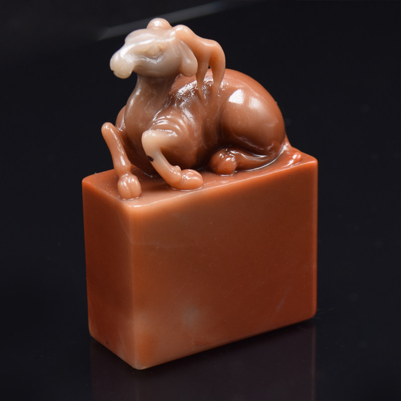 寿山石芙蓉石 鹿印章《鹿钮章》石艺俱佳