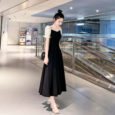 夏季2022新款法式方领赫本风小黑裙小众设计感短袖长款连衣裙女