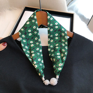 绿色真丝小丝巾女斜纹绸磁吸扣丝巾项链颈部搭配衬衫小长条桑蚕丝