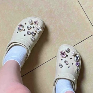 crocs洞洞鞋配饰白粉紫珍珠水钻diy时尚搭配鞋花装饰品可拆卸鞋扣