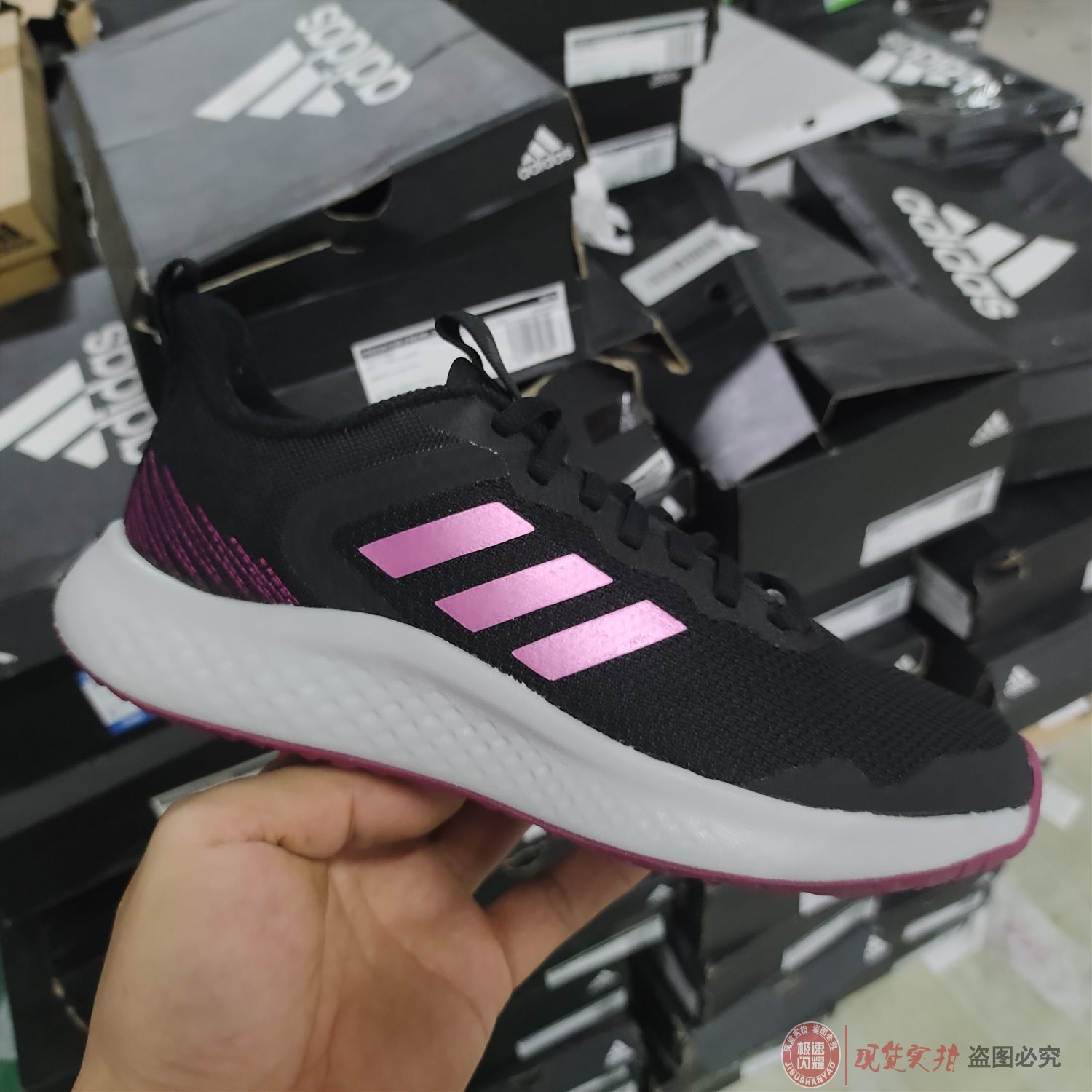 Adidas阿迪达斯女鞋冬季新款低