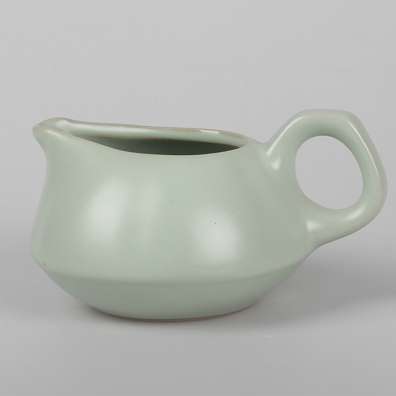 天青汝窑花瓣公道杯陶瓷家用茶水分茶器中式复古茶具茶海冰裂匀杯