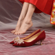 中式红色秀禾婚鞋新娘鞋2024年春夏新款3cm低跟水晶高跟鞋女绒面