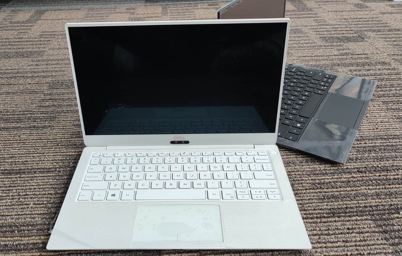 DELL 戴尔 XPS13 9360 9365 9370 9380 笔记本电脑 轻薄炫酷在类目 笔记本电脑中 - 来自Buy2taobao.com提供专业的淘宝代购服务