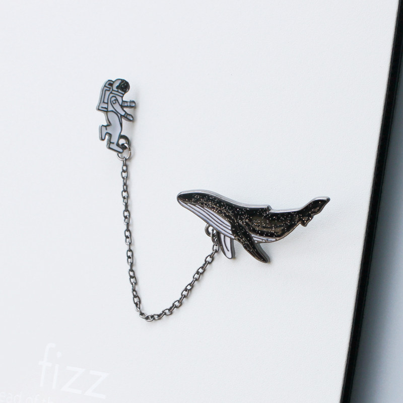 太空宇航员鲸鱼胸针 吴世勋饰品 学生徽章优惠券