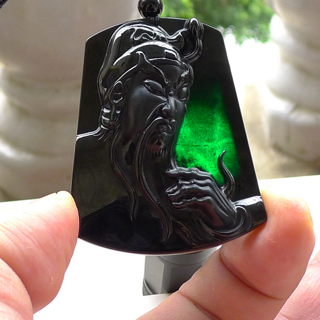 【墨翠】天然缅甸a货翡翠墨绿色威武关公吊坠22.14g