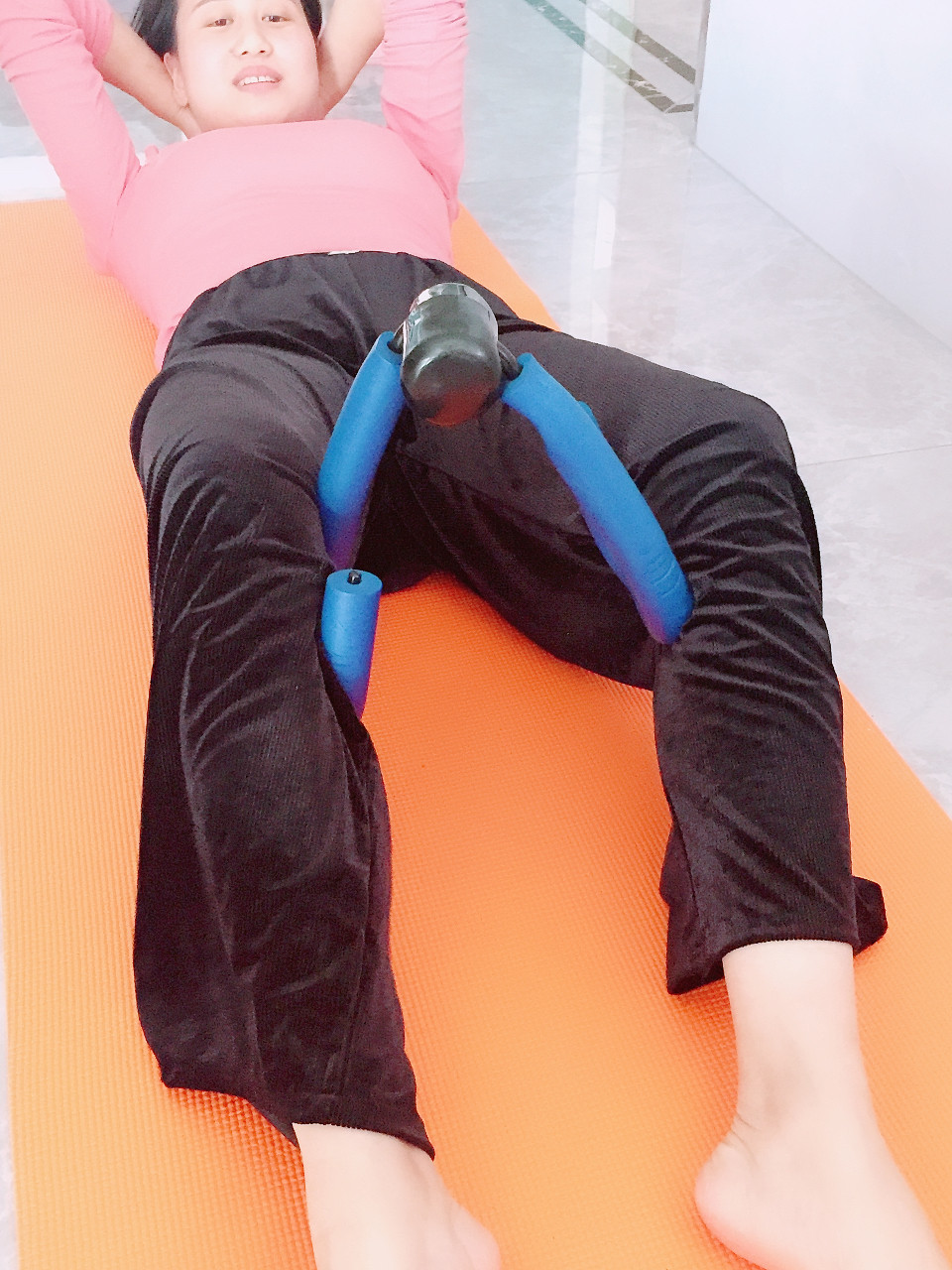 热销瘦腿器材 美腿机 腿部训练器_瘦腿夹神器腿部训练器美腿机夹腿器