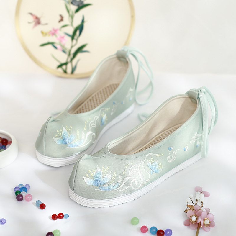 绣风踏月汉服鞋子女古风原创内增高淡雅平底百搭配古装翘头绣花鞋