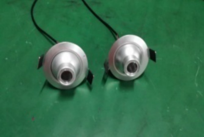 单红色R350MW 激光雨/粗光直线激光炮在类目 影音电器, 影音家电配件, hifi音响配件, 舞台灯光中 - 来自Buy2taobao.com提供专业的淘宝代购服务