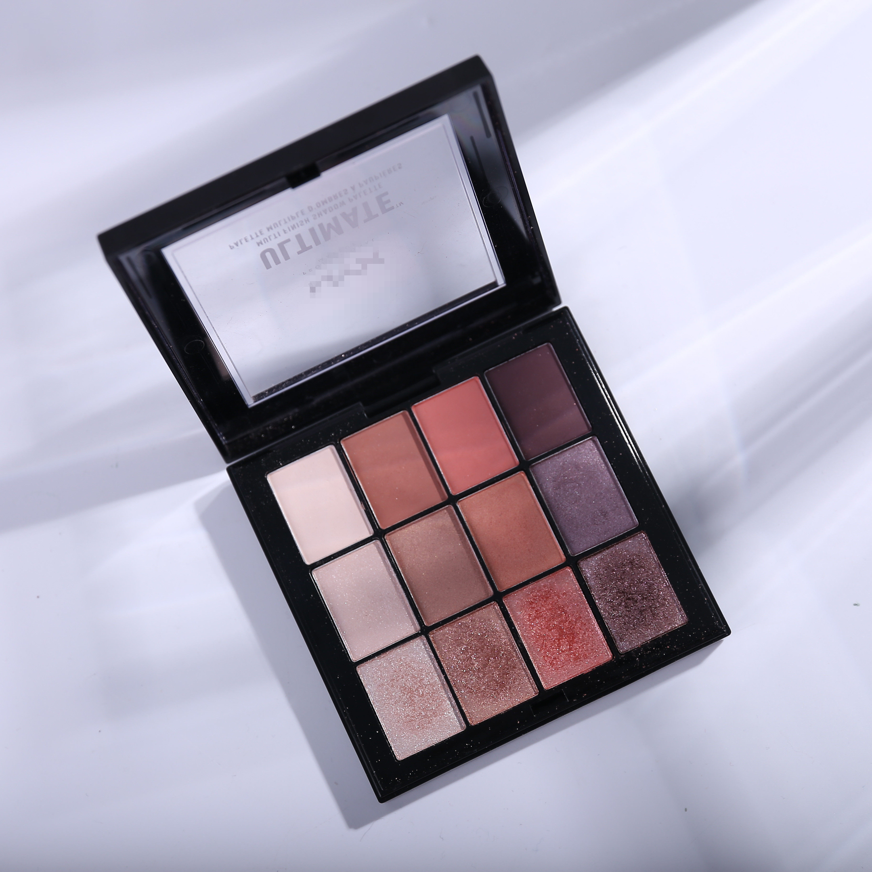 默小宝美妆店号327259_默小宝 nyx 12色眼影盘 06#优惠券