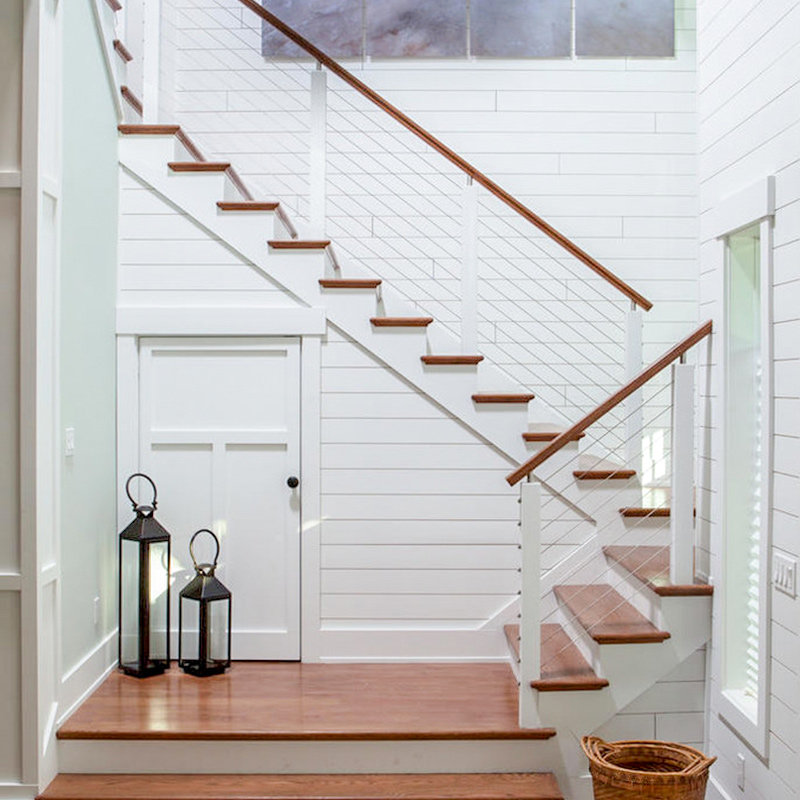 > 室内钢木楼梯