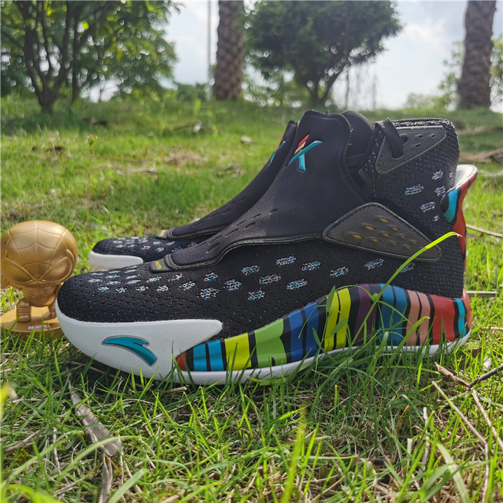 安踏kt5汤普森五代篮球鞋男鞋2021年春夏新款黑人月/白金/黑金