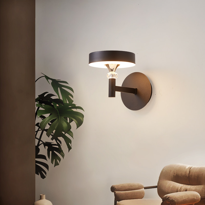 北欧单头现代轻奢黑色卧室温馨壁灯