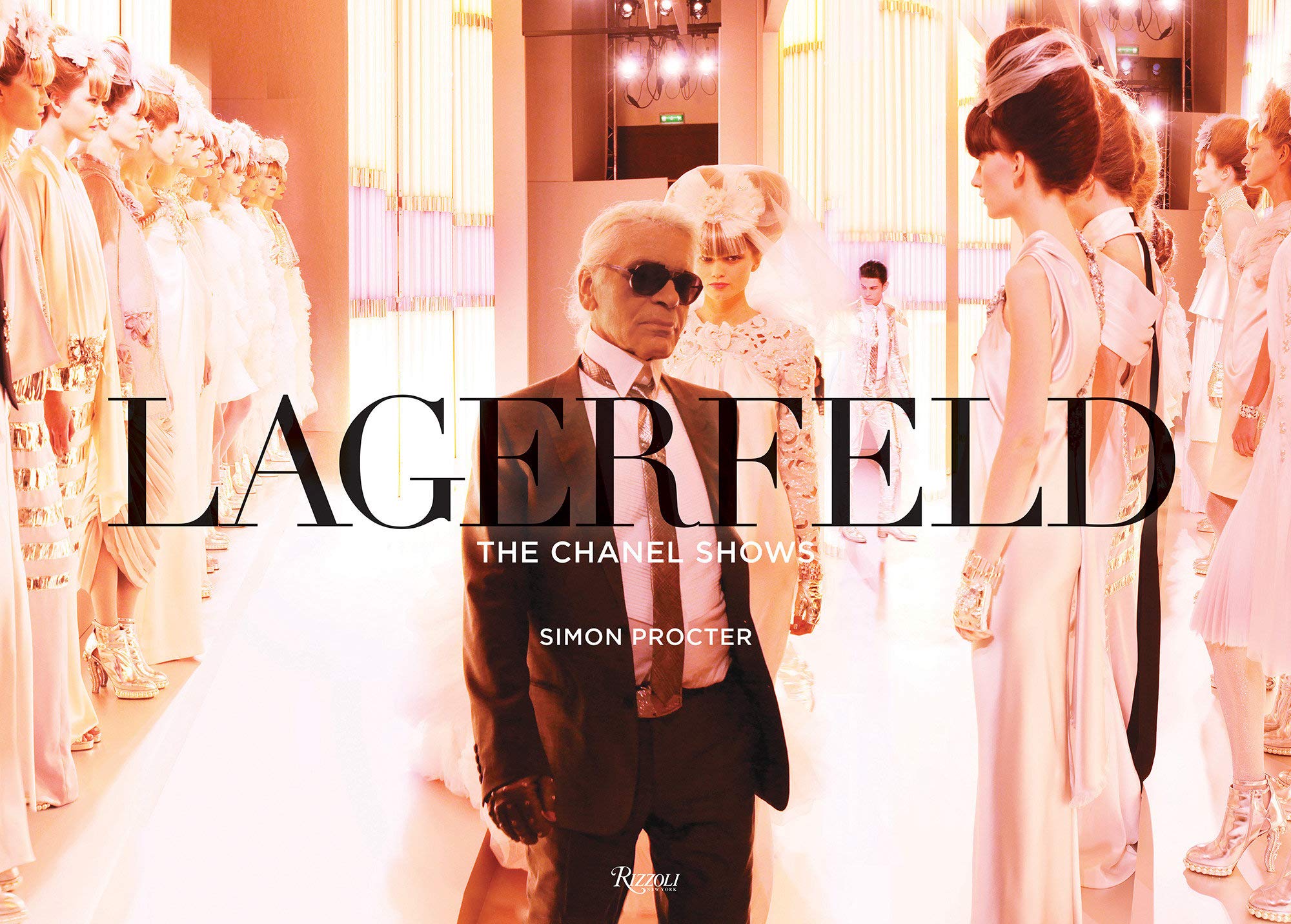 现货 卡尔·拉格斐：香奈儿时装秀摄影集 英文原版 Lagerfeld: The Chanel Shows 时装表演 Rizzoli出版 精装大开本 老佛爷