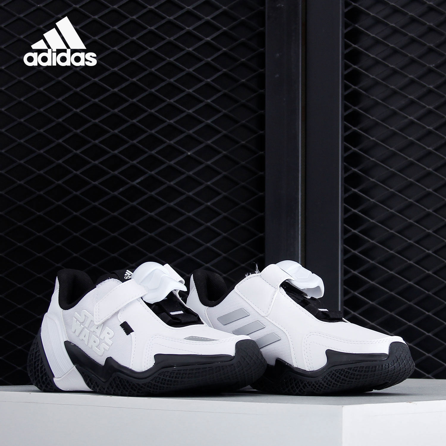 adidas阿迪达斯正品4uturestarwars星球大战联名儿童鞋fv5789