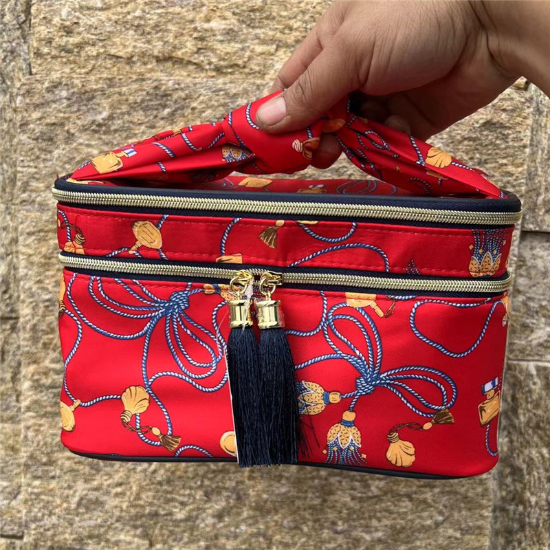 一件包邮雅诗兰黛新款红色双层化妆箱带镜子化妆包简约百搭手提包