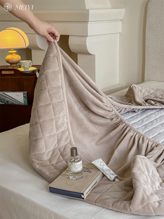 高品质牛奶绒床笠夹棉床垫保护套棋盘格单件加厚家用加高床上用品