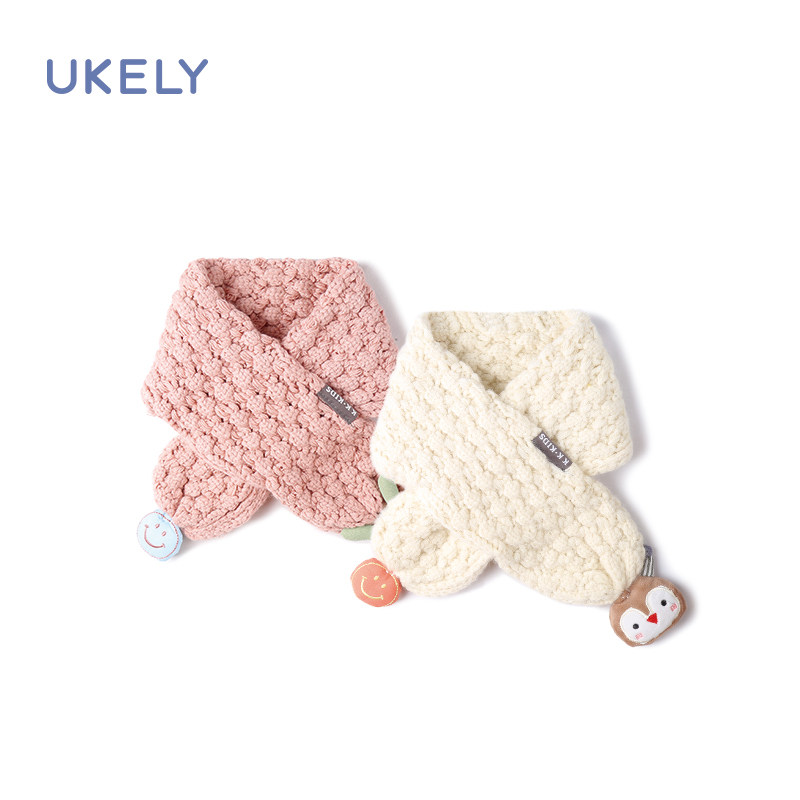 儿童围巾秋冬新款宝宝加厚防寒围脖男女宝可爱超萌针织插口式围巾