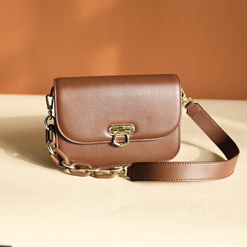 高级感空姐包真皮豆腐包女斜挎包包新款2021时尚百搭单肩包小方包