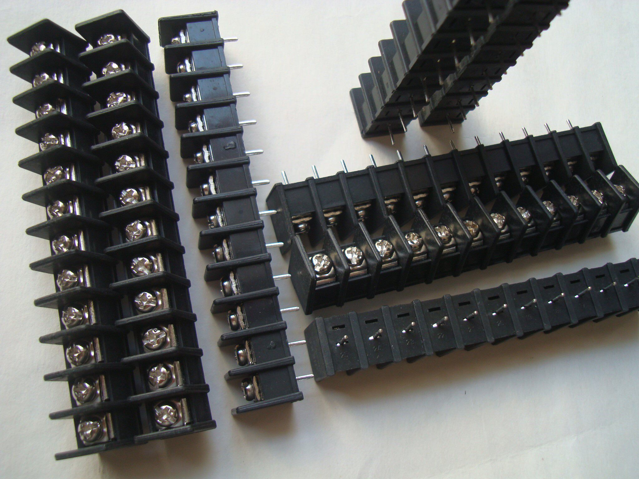 jieke 栅栏式攻放电路板接线端子 12p 铜脚接线柱 14*16*100mm