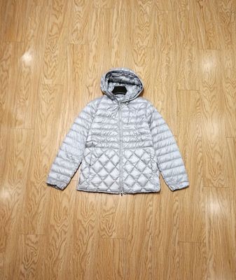 建议收 意大利M家秋冬新款 90白鹅绒轻薄纯色保暖羽绒服女三色