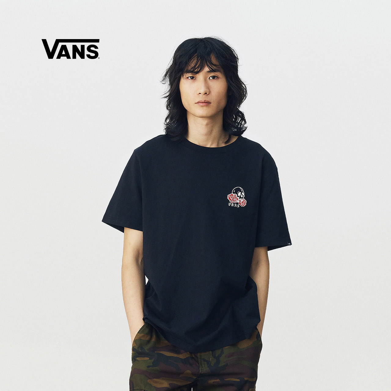 vans范斯官方 黑色骷髅玫瑰运动休闲男女情侣夏季短袖t恤tee