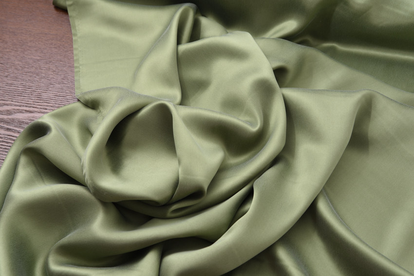 砂洗真丝素绉缎