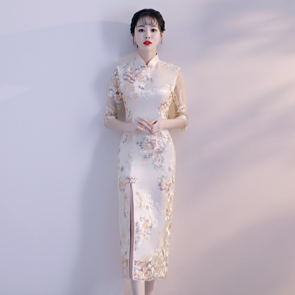 春夏季2022新款旗袍端庄时尚少女短款中长款大气蕾丝小旗袍