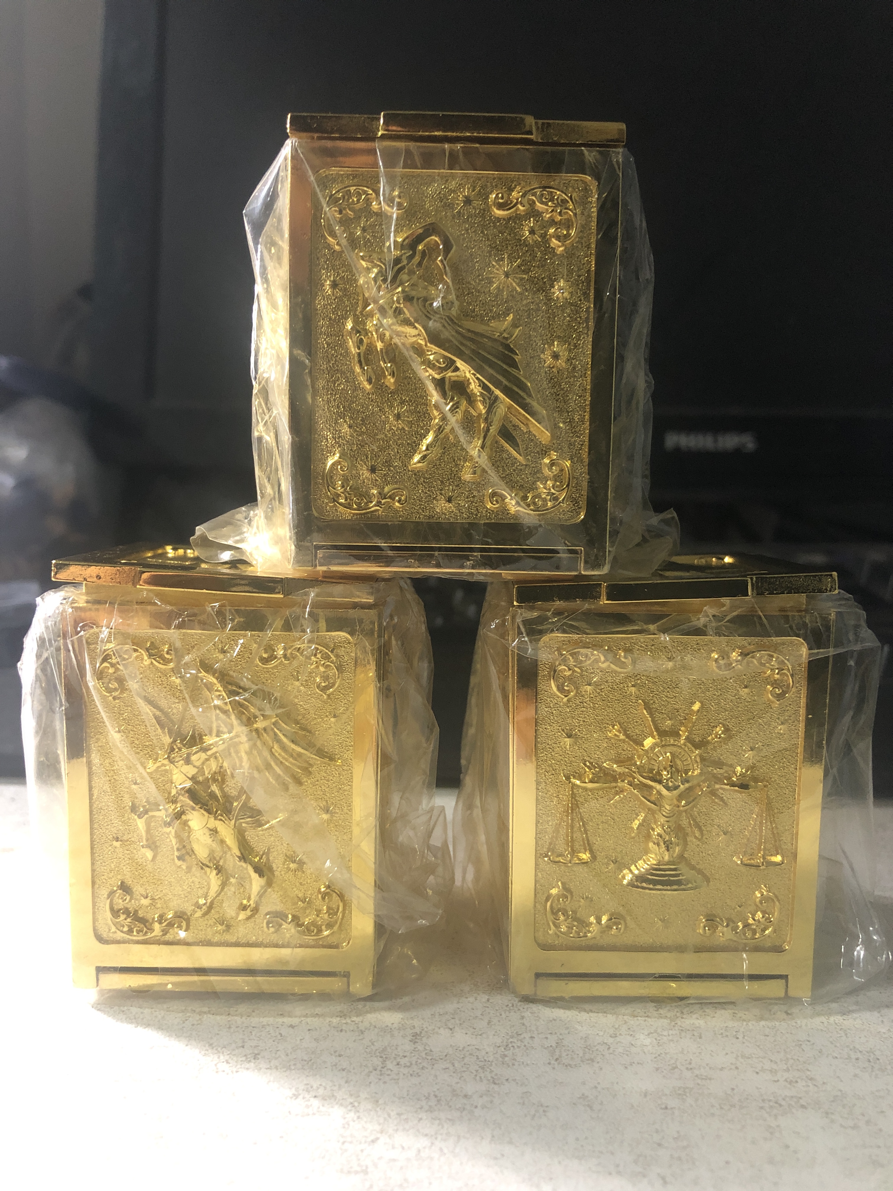 潘多拉的盒子|希腊神话~潘多拉魔盒里有什么?