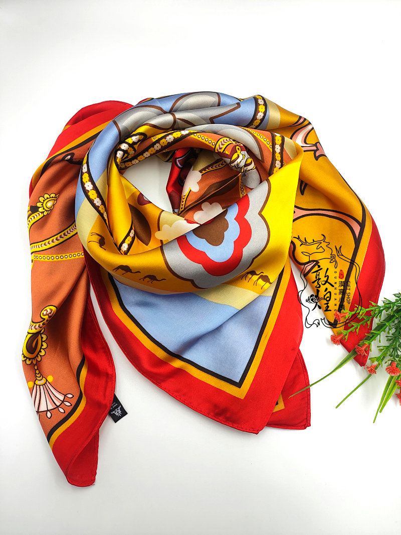 敦煌壁画艺术丝巾飞天莲花藻井反弹琵琶仿真丝小方巾领巾发带包带