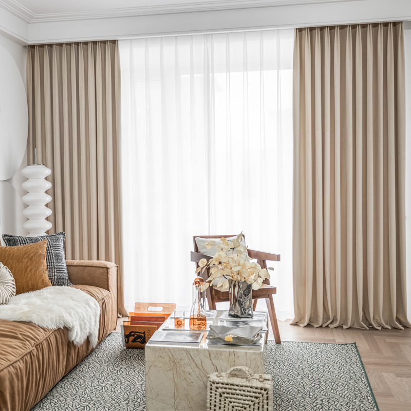 日式奶油色窗帘澳洲羊绒奶茶丝绒卧室客厅米色遮光隔热法式窗帘