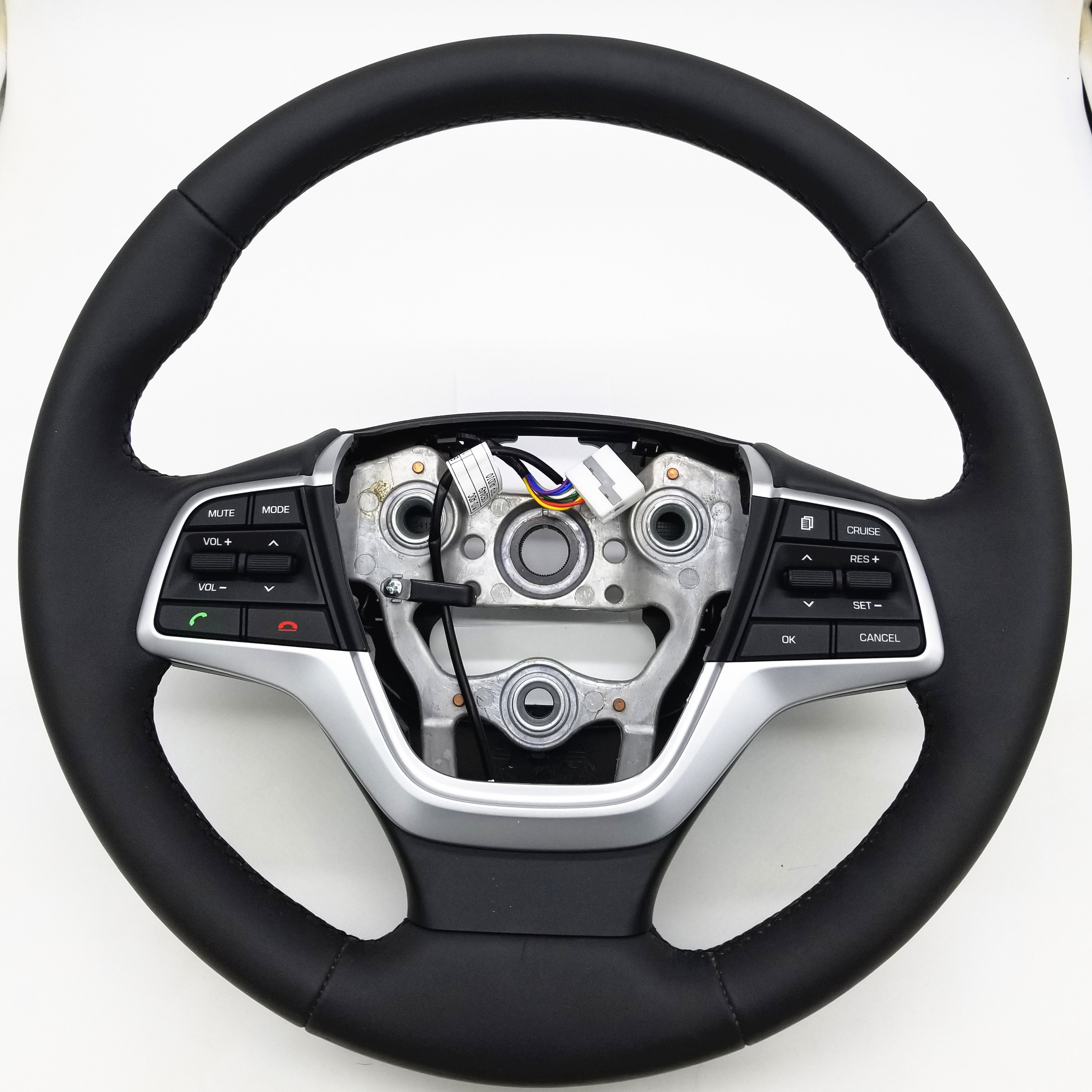 适用北京现代领动1.6真皮多功能方向盘总成音量按键定速巡航原厂