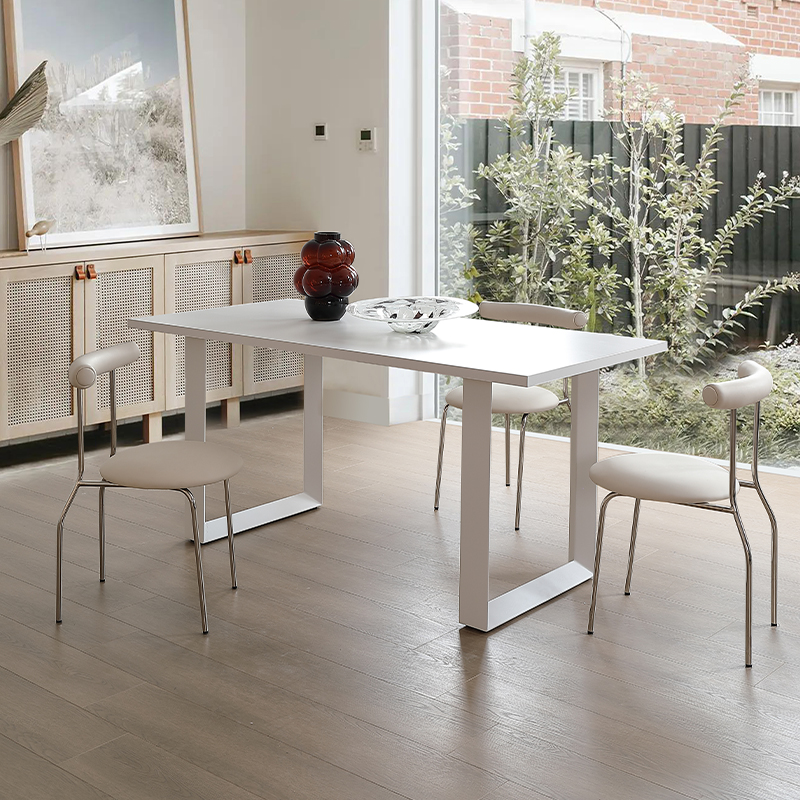 极简法式奶油风纯白岩板餐桌简约现代小户型家用长方形餐桌椅组合