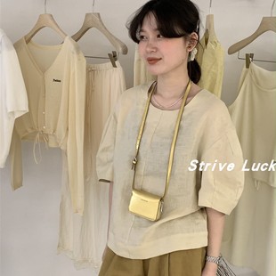Strive Luck 2024夏季新款简约圆领设计感短袖棉麻衬衫女气质上衣