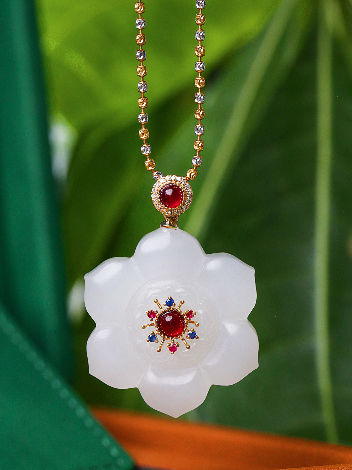 玉哥原创·合欢曲·美了千年的经典宝相花系列 和田玉吊坠羊脂玉