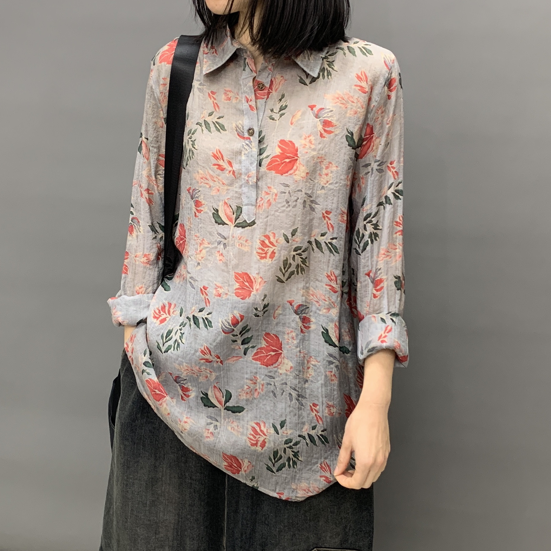 一折纯棉碎花衬衫女