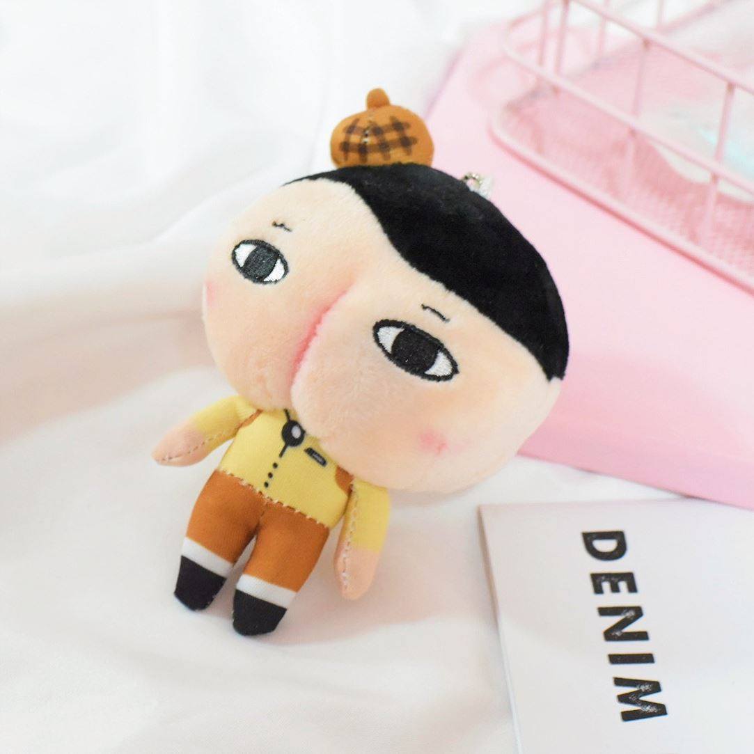girlsworld新品坐姿屁桃君屁屁侦探魔性公仔玩偶毛绒娃娃挂件
