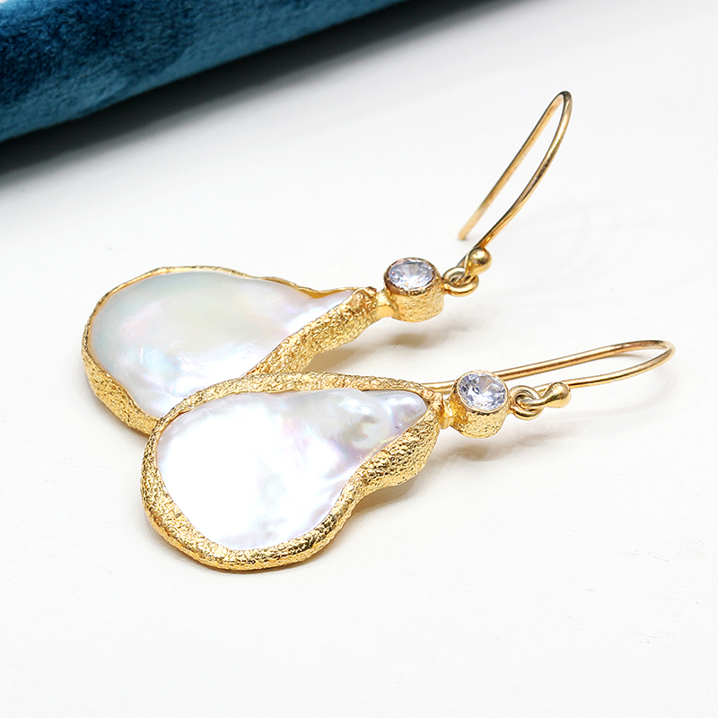 进口珍珠耳环 天然宝石925银包边设计清新珠宝 淡水珍珠耳钉新款