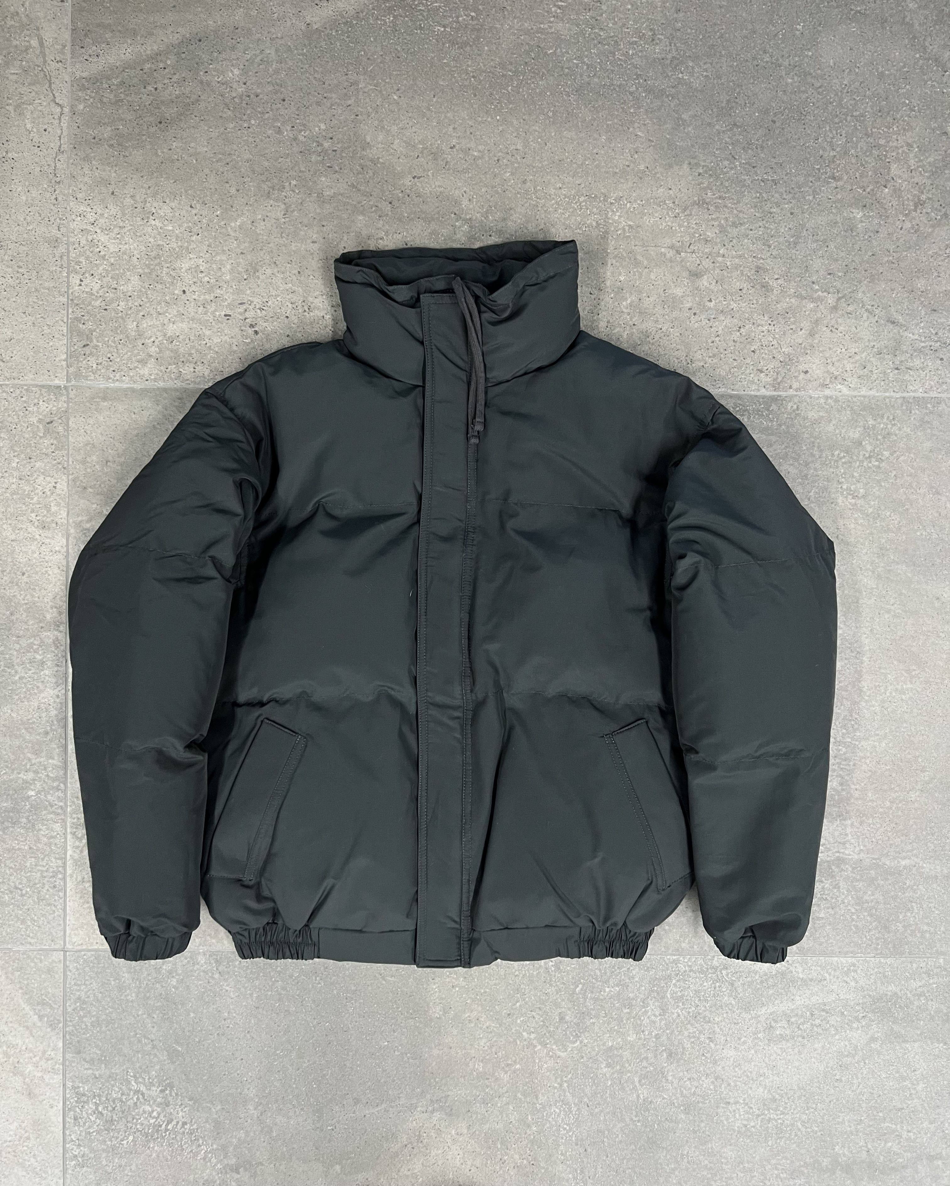 【现货】fear of god fog essentials复线皮标厚款棉服面包服外套