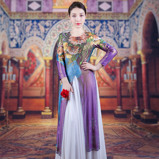 新疆舞蹈演出服新款秋冬季女士长袖外套舞台开场舞印花烫钻长马甲