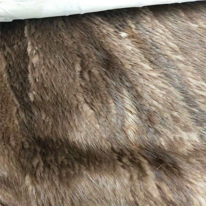 海狸拼皮毯子皮毛一体褥子皮草坐垫车垫子飘窗垫地毯diy包帽子料