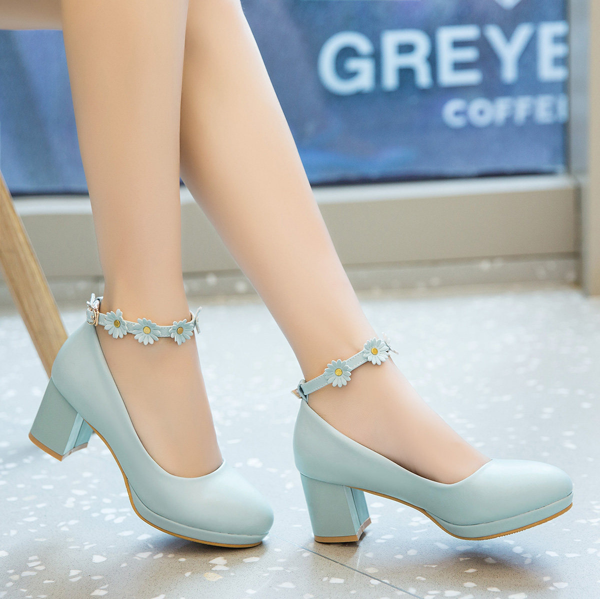 女童皮鞋2021新款春秋季小女孩高跟大童白色公主中学生表演出鞋子