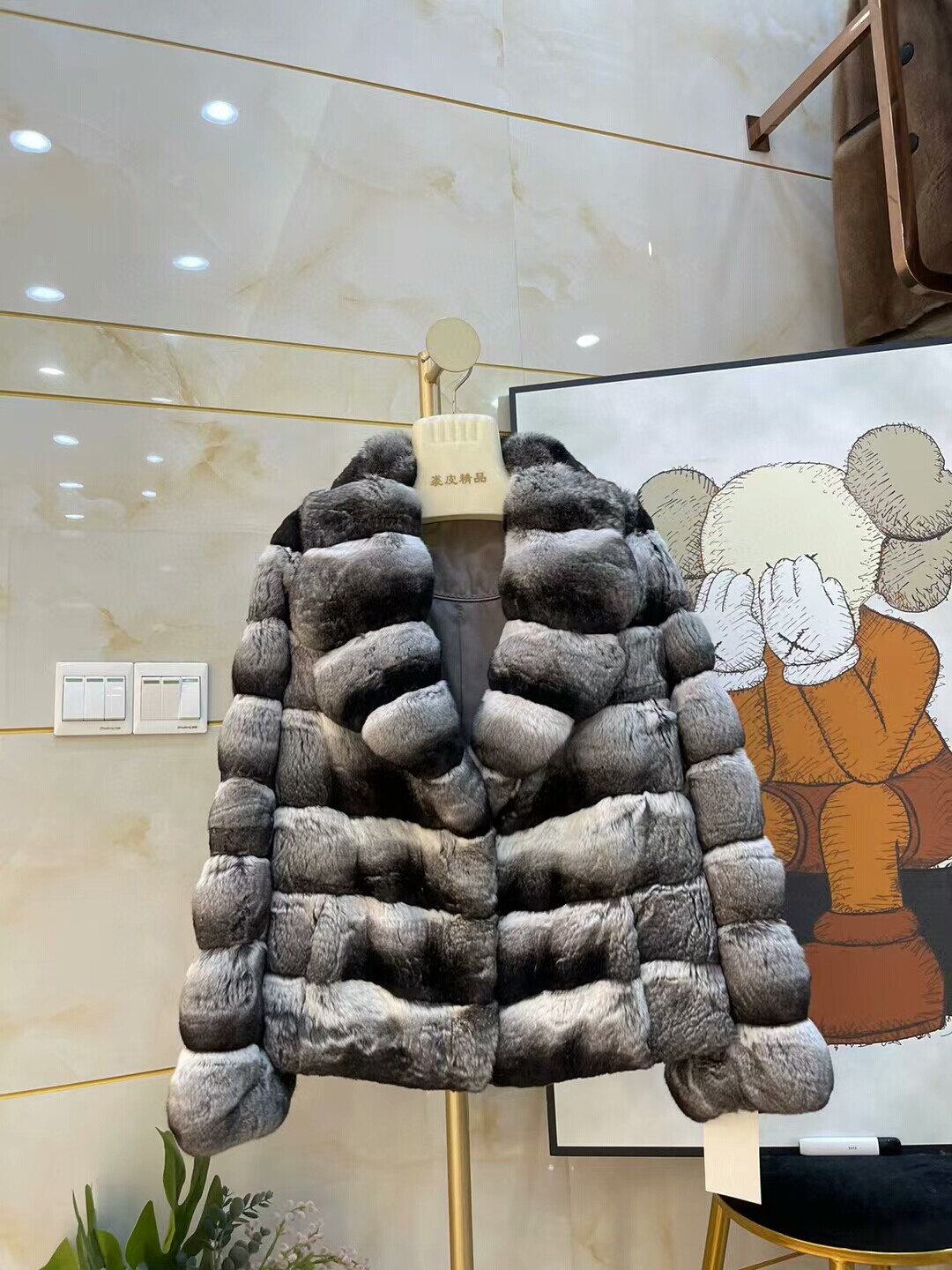 北美进口稀有粟鼠黑丝绒龙猫西服领横排貂皮大衣时尚皮草外套女