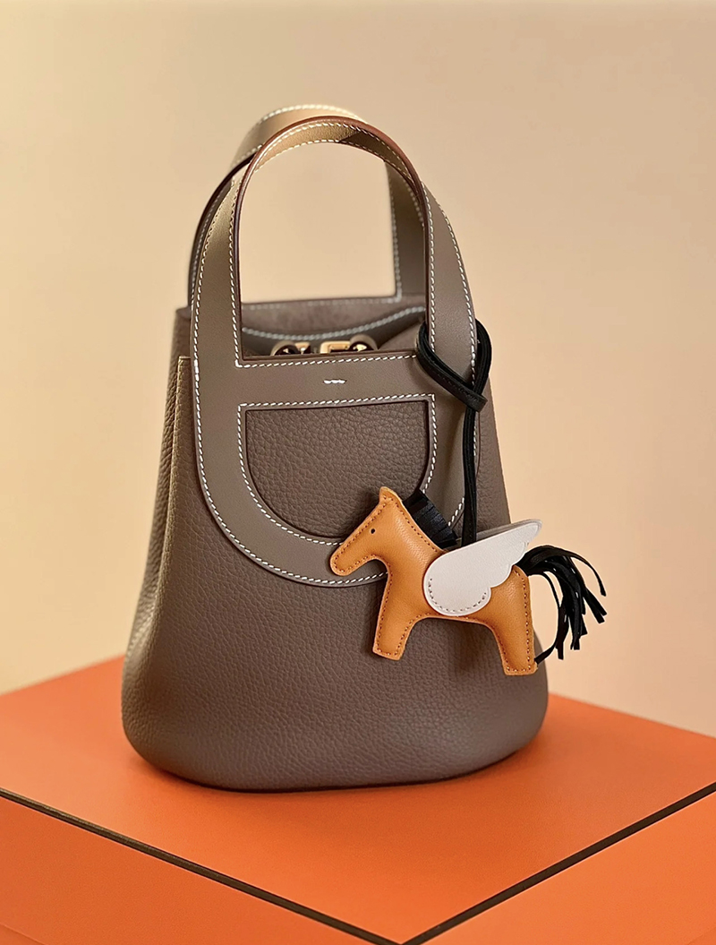 luxe新款h猪鼻子水桶包菜篮子 in-the-loop 18牛皮名媛贵妇手提包