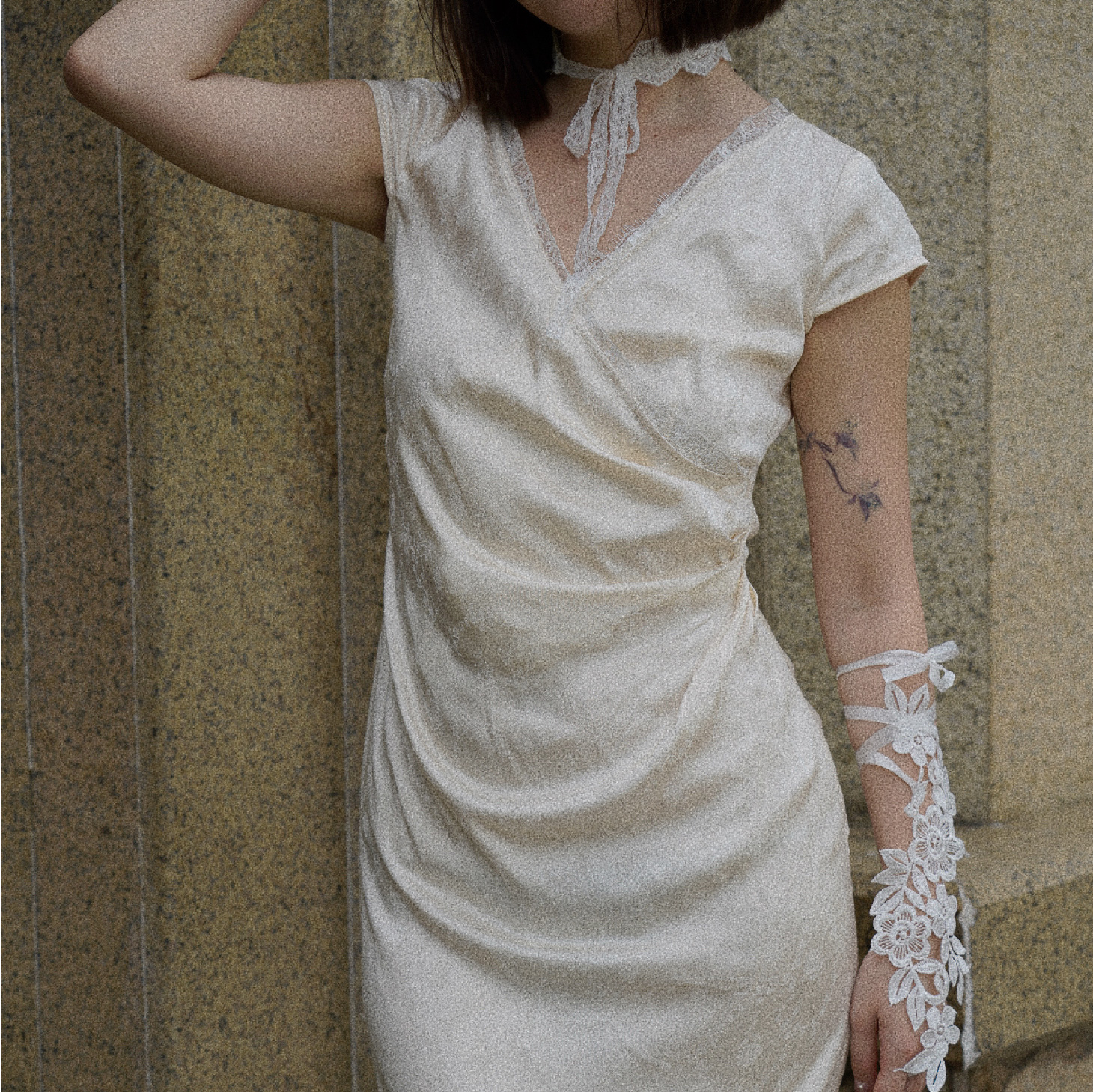 sibleu法式小众设计opéra系列v领暗纹印花铜氨丝优雅纯欲连衣裙