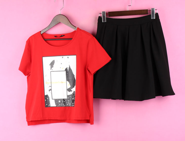 包邮拉系列88LX723女专柜夏学院风圆领短袖红色T恤黑色短裙套装