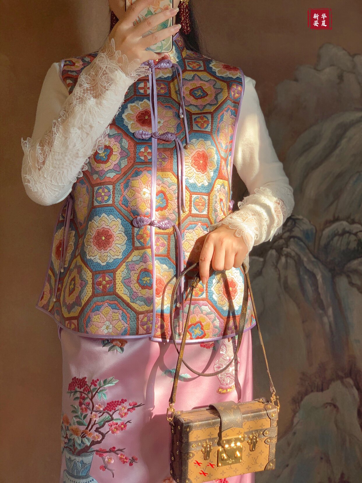 中国风故宫复古纯手工苏绣戳纱绣满绣富贵唐风宝相花旗袍马甲外套