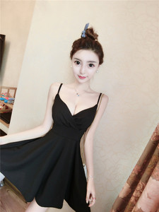 Real shooting night scene low chest sexy nightclub women's suspender skirt thin belly covering dress