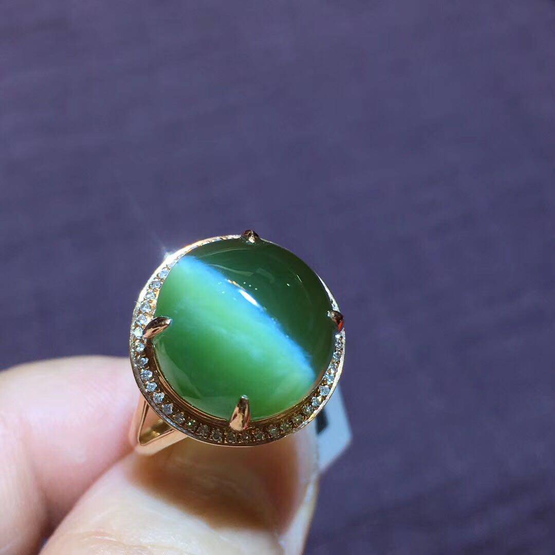 玉为阁珠宝天然新疆和田玉猫眼镶18k金戒指女菠菜绿碧玉指环送妈